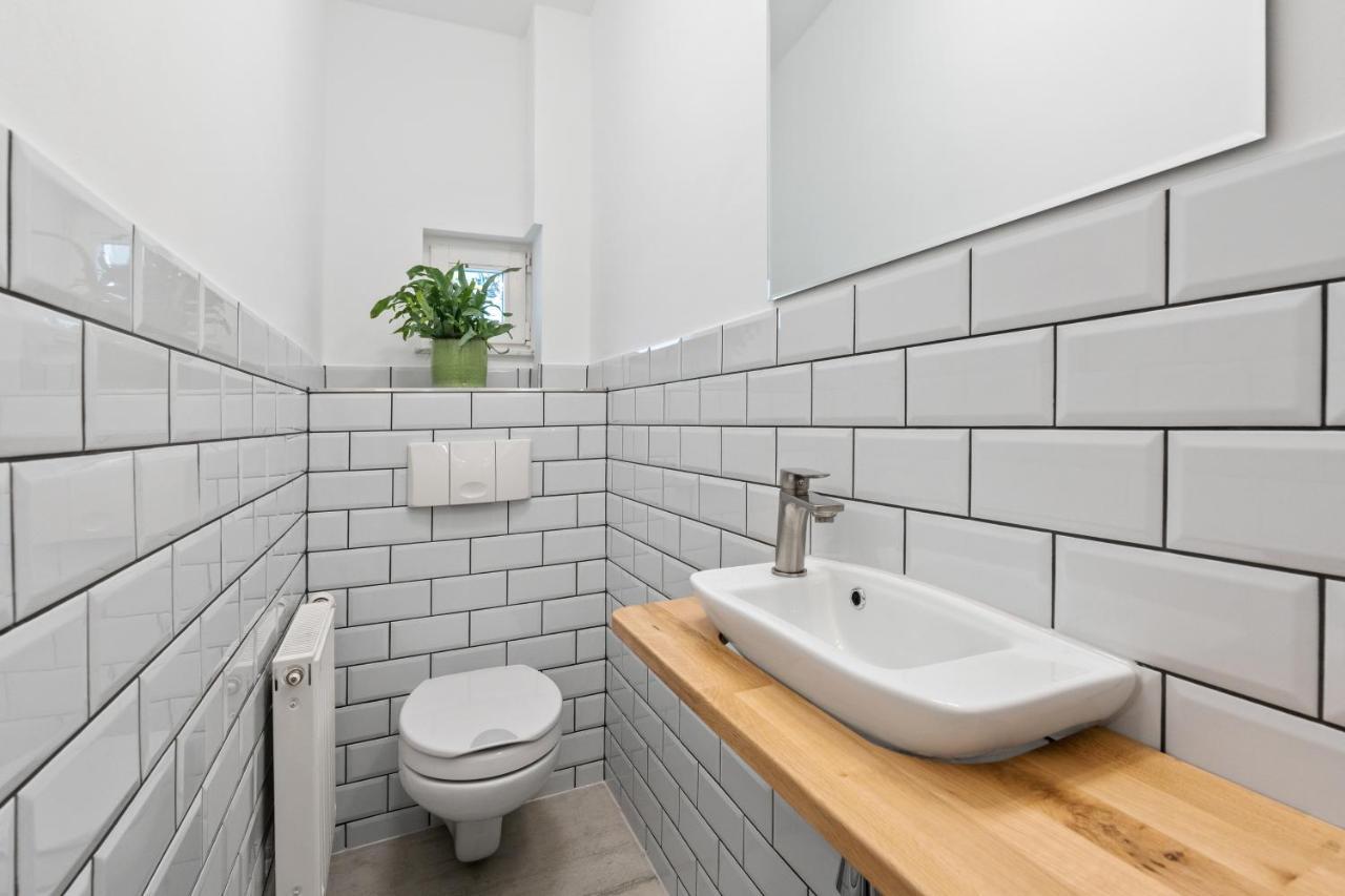 The Tieckstr Loft For Up To 7 People With 2 Bathrooms Berlim Exterior foto
